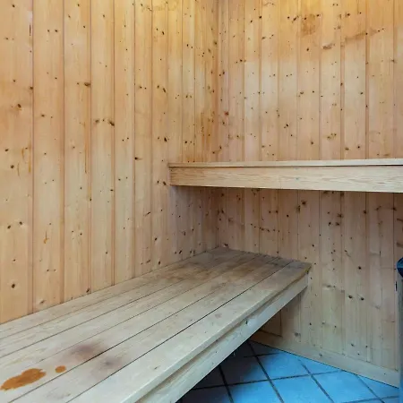 10 Person In Glesborg-by Traum Fjellerup
