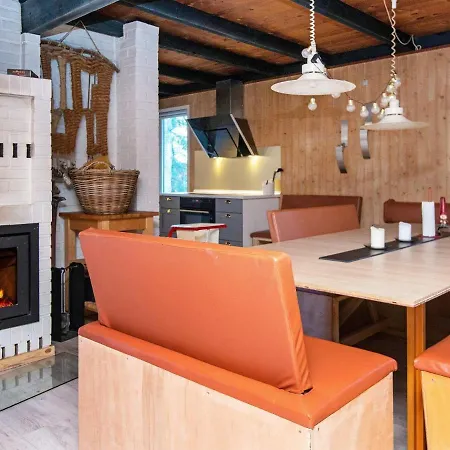 10 Person In Glesborg-by Traum Fjellerup