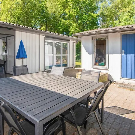 10 Person In Glesborg-by Traum Fjellerup